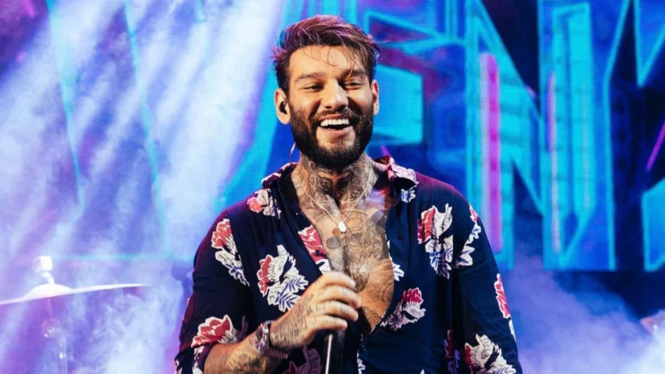 Lucas Lucco cancela agenda de shows após diagnóstico de dengue