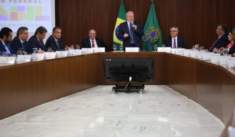 ‘Disseminação do ódio acabou’, diz Lula em reunião com governadores
