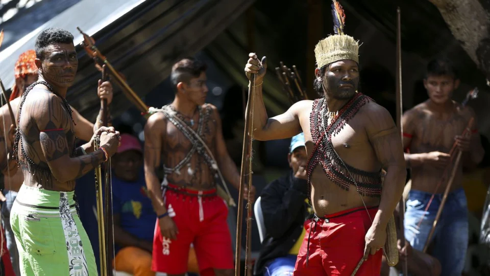 Autoridades do governo vão discutir crise na Terra Indígena Yanomami