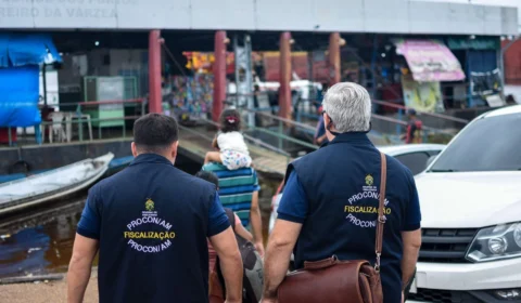 Embarcações são fiscalizadas pelo Procon no Porto da Ceasa em Manaus