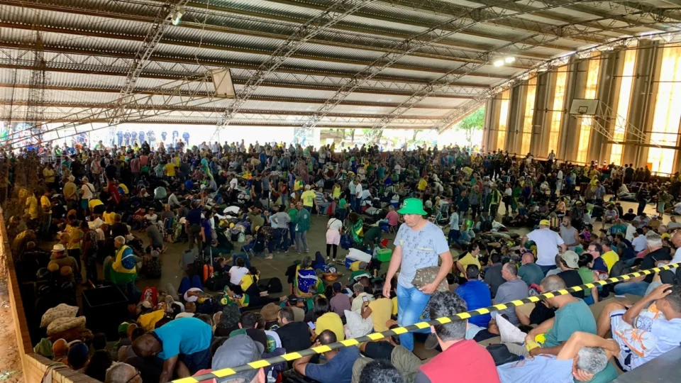 Ataques em Brasília: cerca de 1.000 pessoas devem ser indiciadas pela PF