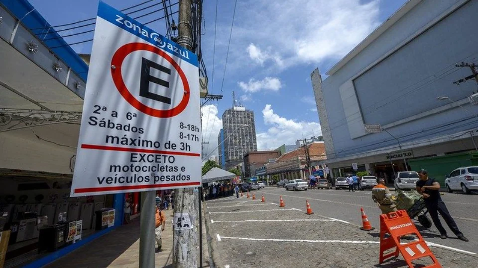 Tarifa do Zona Azul passa a valer R$ 3,50 a partir desta segunda, em Manaus