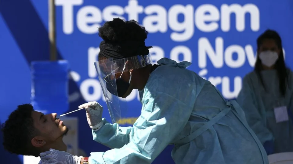 Covid-19 no Brasil: 158 mortes e mais de 27 mil casos são registrados