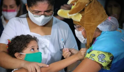 Covid-19: pandemia completa três anos com crianças entre mais vulneráveis