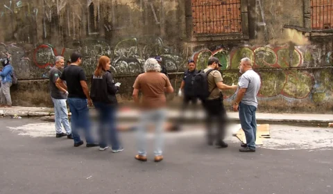 VÍDEO: dois homens em situação de rua são baleados no Centro de Manaus 