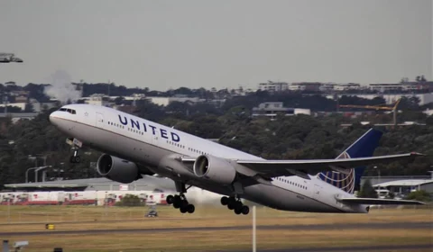 EUA: voos começam a ser retomados após falhas em sistema de pilotos