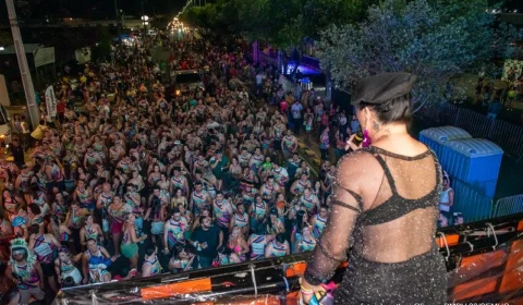 Primeira noite de carnaval arrasta 40 mil foliões em Boa Vista-RR