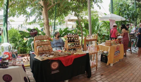 Feira da FAS é realizada no aeroporto de Manaus neste domingo, 26