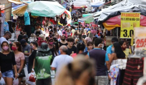 Carnaval 2024: veja o horário de funcionamento do comércio em Manaus