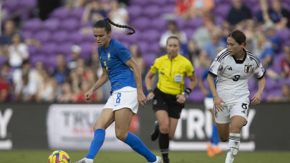 Torneio She Believes: seleção brasileira sofre, mas derrota o Japão na estreia 