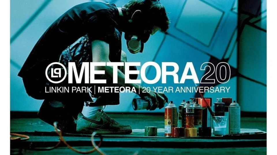 Linkin Park lança single inédito em memória do vocalista Chester Bennington