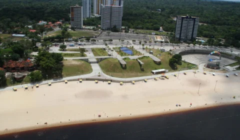 Prêmio United Earth Amazônia ganha escultura na Ponta Negra em Manaus