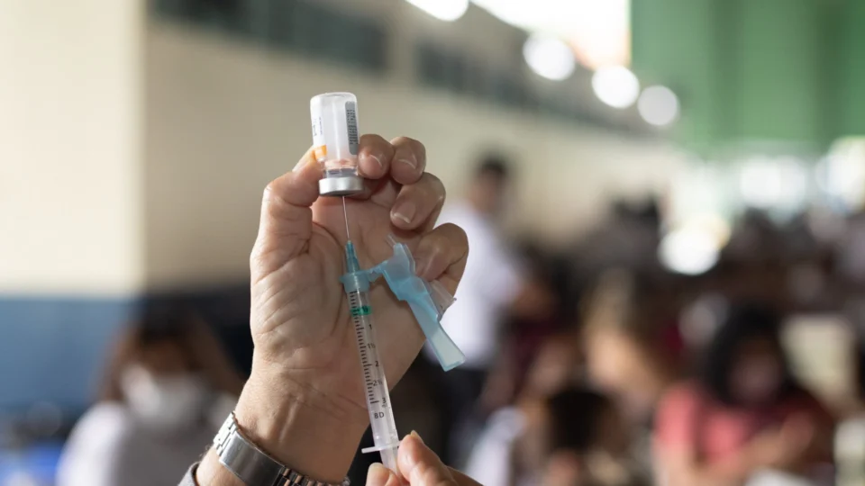 Covid-19: Manaus terá 75 pontos de vacinação nesta sexta