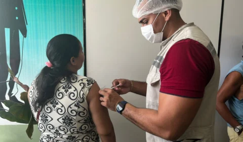 Covid-19: Manaus terá 74 pontos de vacinação nesta segunda