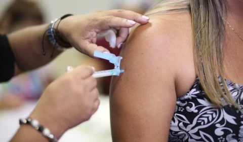 Covid-19: Manaus conta com 9 pontos de vacinação neste sábado (25)