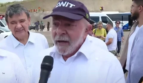 ‘Quatro anos que vão valer por 40’, diz Lula ao anunciar retorno de obras em SE