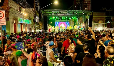 Fotos: Norte Folia transmite Banda da Bica ao vivo no carnaval de Manaus