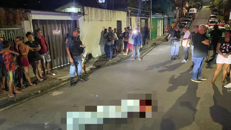 Homem é arrastado por carro e morto a tiros no Alvorada, em Manaus