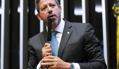 Arthur Lira é reeleito presidente da Câmara dos Deputados em Brasília