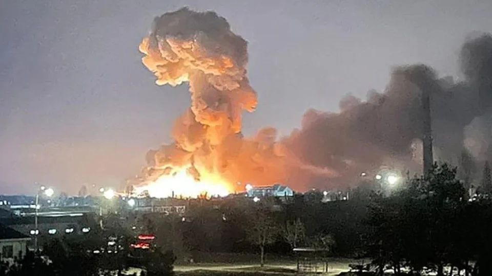 Bombardeio em Kiev deixa um morto e quatro feridos após ataque russo