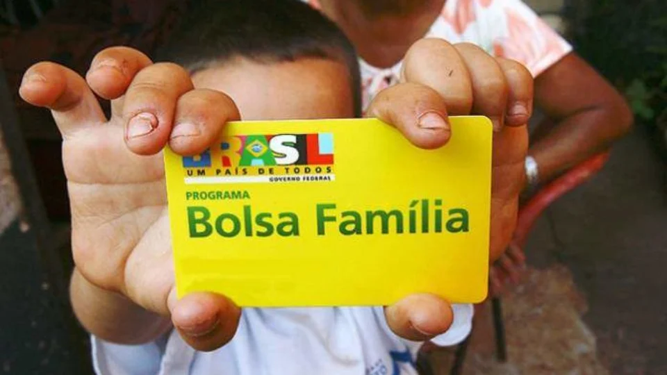 Bolsa Família: mês de setembro começa a ser pago nesta segunda, 18
