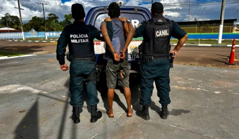 Jovem se masturba dentro de farmácia durante furto em Roraima; veja vídeo