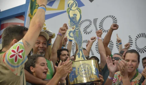 Imperatriz Leopoldinense é campeã do carnaval do Rio 2023