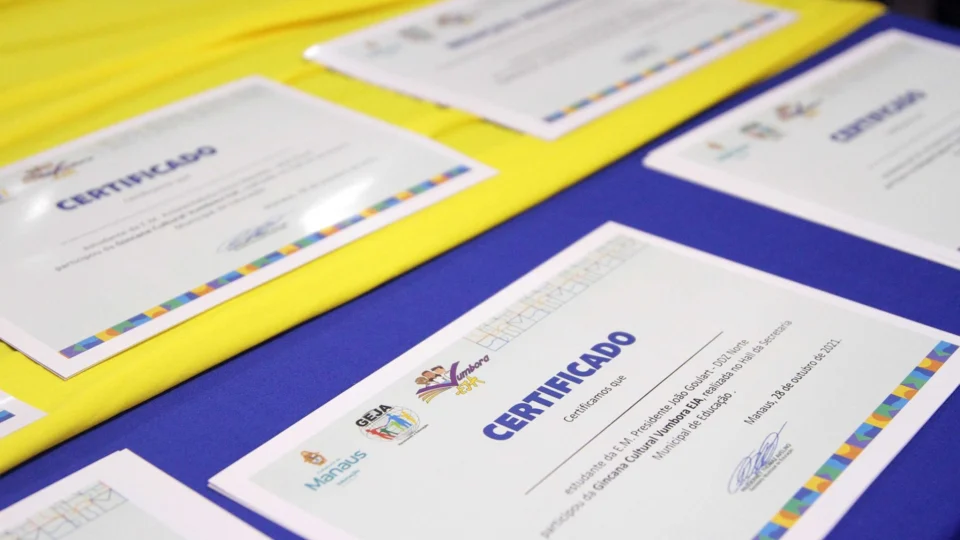 Matrículas da Educação de Jovens e Adultos são prorrogadas em Manaus