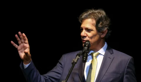 Reforma tributária: votação poderá ser concluída até outubro, diz Haddad
