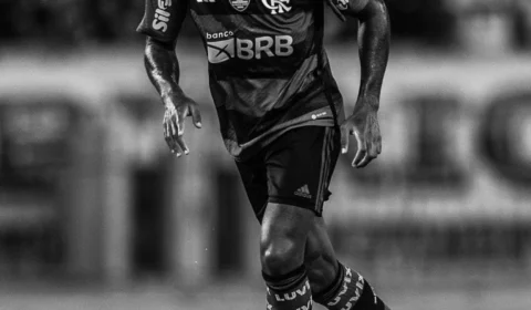 Gerson, do Flamengo, se manifesta nas redes sociais após expulsão no Mundial