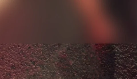 Com mãos amarradas, homem é morto a pauladas em rua de Manaus