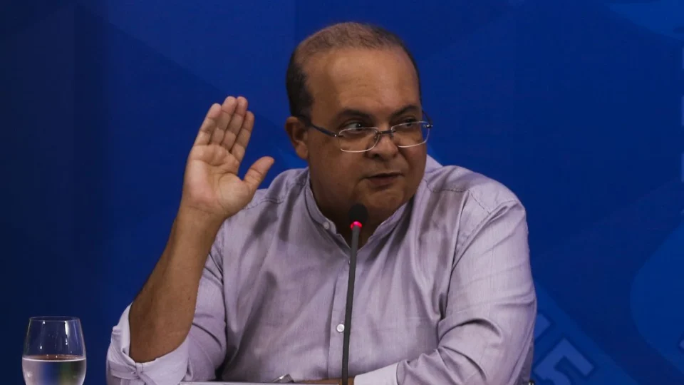 STF determina retorno de Ibaneis Rocha ao comando do Distrito Federal