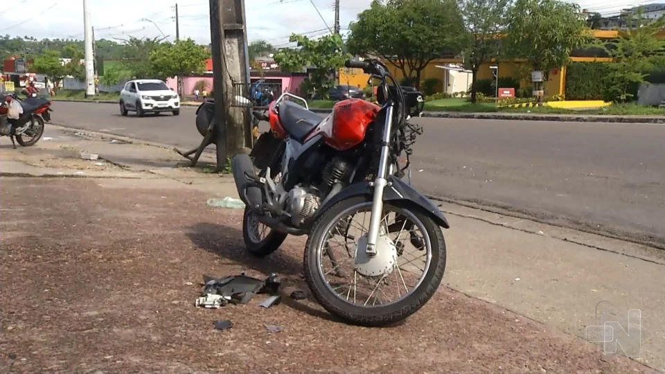 VÍDEO: dois irmãos morrem em acidente de motocicleta na Zona Norte de Manaus