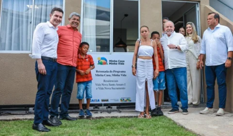 Lula assina MP que lança o novo Minha Casa Minha Vida, na Bahia