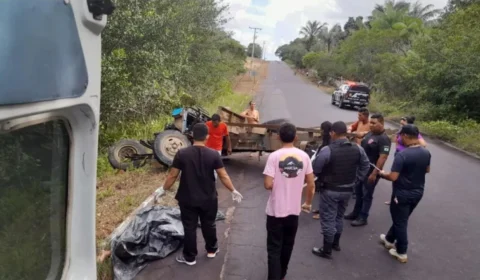 Motorista morre ao pular de caminhão desgovernado em Novo Airão-AM