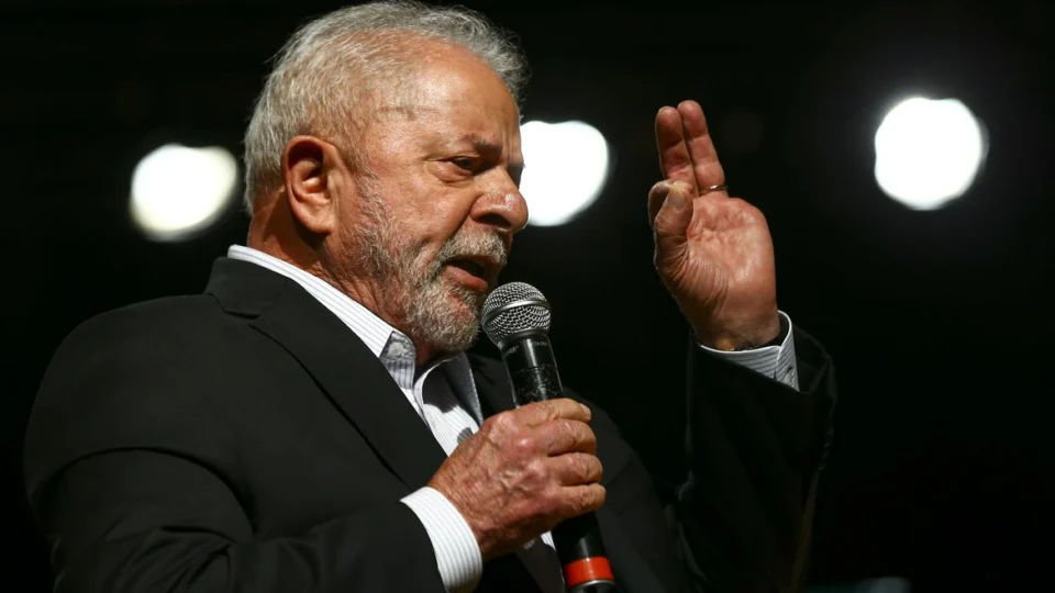 Lula exonera 3 membros da Comissão de Ética da Presidência