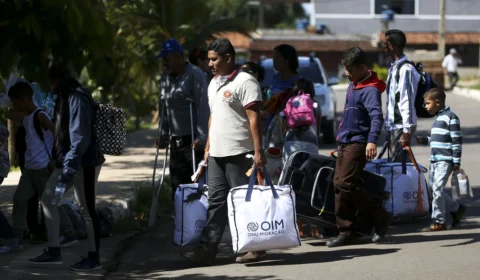 Oficina aborda políticas públicas para refugiados em Manaus