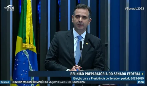 Rodrigo Pacheco é reeleito presidente do Senado Federal em Brasília