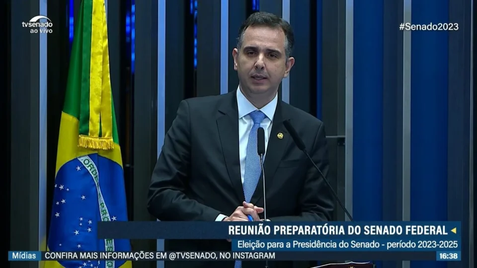 Rodrigo Pacheco é reeleito presidente do Senado Federal em Brasília
