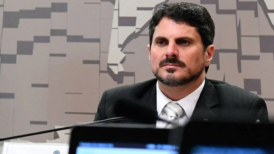 ‘Desarme-se ou morra’: Senador Marcos do Val registra ameaça de morte