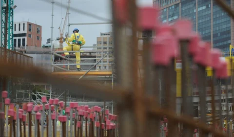 Após 4 meses de queda, confiança da Construção sobe 0,8 ponto em fevereiro