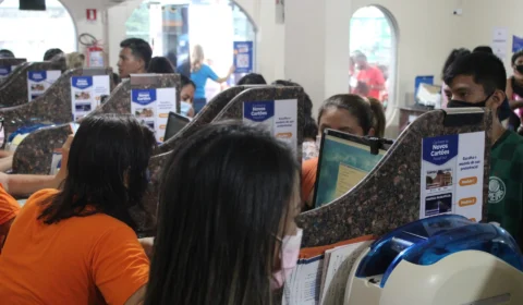 Emissão de Cartão Estudantil tem horário estendido para atendimento em Manaus