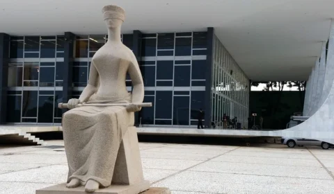 Entenda decisão do STF sobre uso de linguagem neutra nas escolas