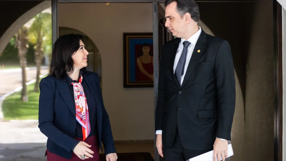 Tebet e Pacheco se encontram para discutir reforma tributária em Brasília