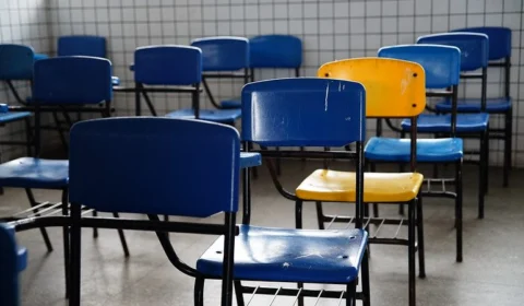 Escola que abrigou vítimas de deslizamento em Manaus retorna às aulas nesta segunda