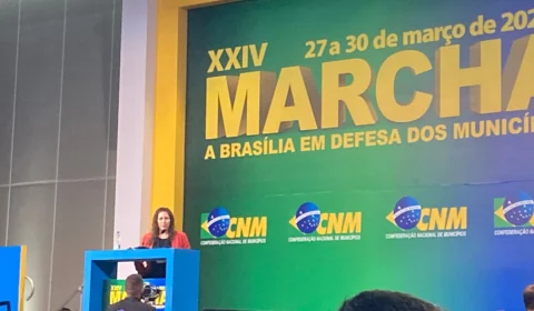 Nova Lei de Licitações é anunciada por Esther Dweck na Marcha dos Prefeitos