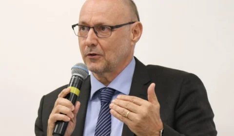 Sob nova direção: Lula passa Abin para o controle da Casa Civil