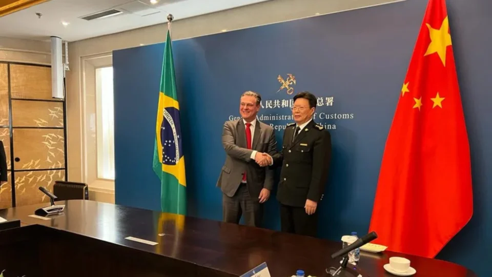 China retoma importação da carne bovina do Brasil, após caso de vaca louca