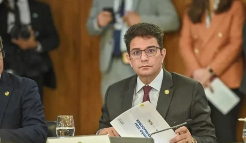 PF faz operação contra lavagem de dinheiro que investiga governador do Acre