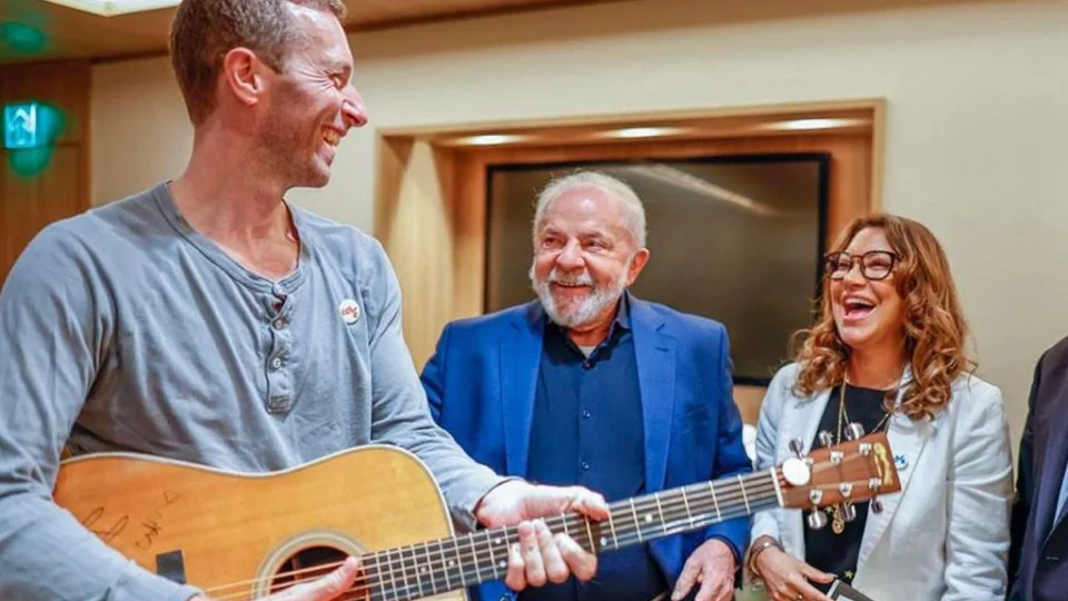 Lula convida banda Coldplay para COP 30 no Brasil